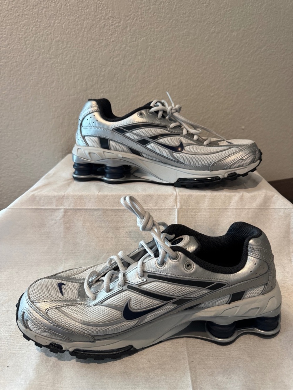 NEW Nike Shox ride 2